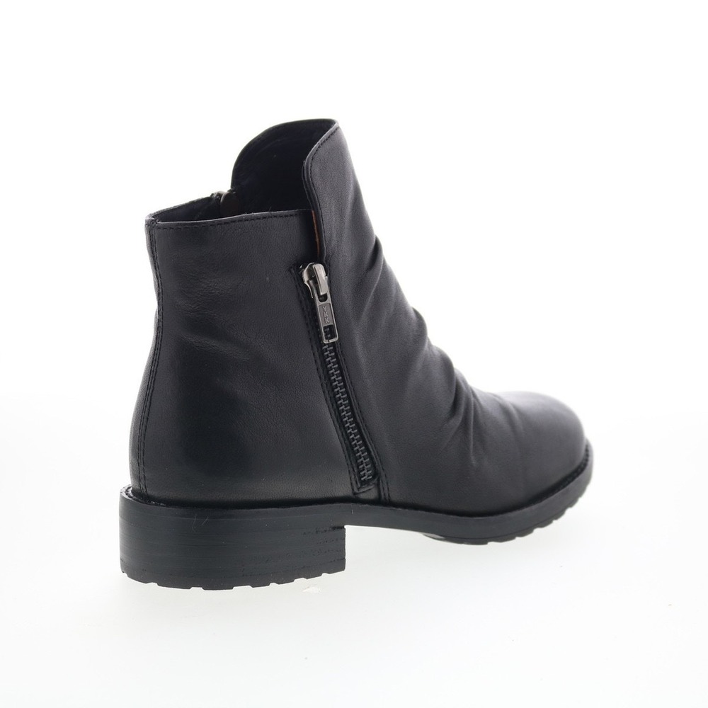 Sofft Ruched Leather Side Zip Bootie - Beckie II Size 6 - Picture 9 of 14